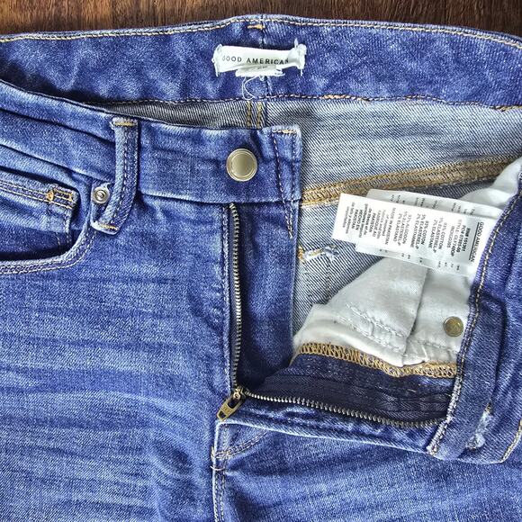 Good American Good Legs Flare Jeans - Size 2/28 - Picture 6 of 12